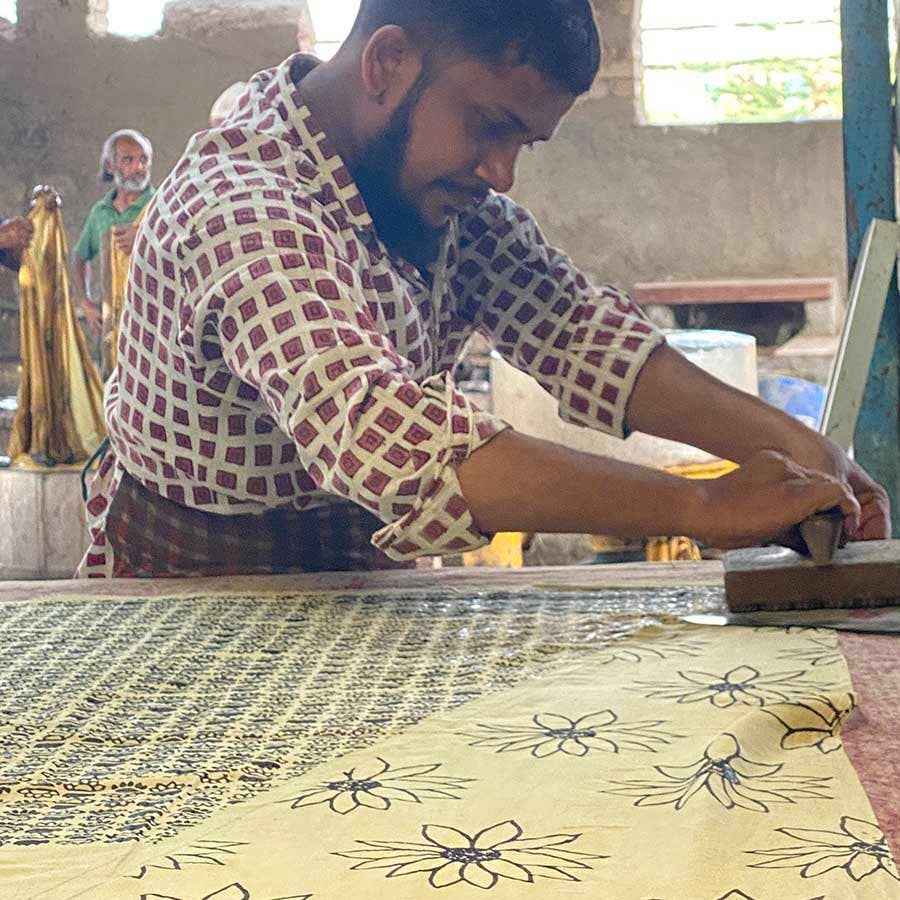 Handmade Block Print Green Cotton Silk Large Scarf | La Joie
