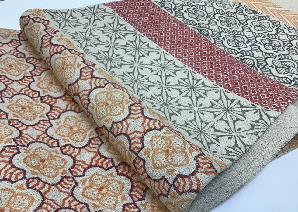 Table Runner 80" Porto Tile Multi