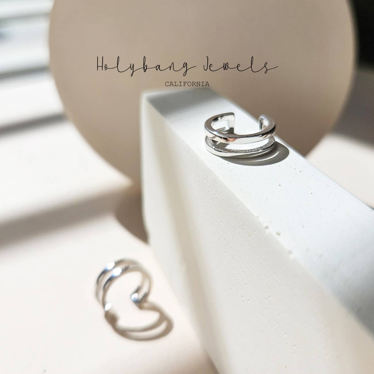 DOUBLE BAND EAR CUFF