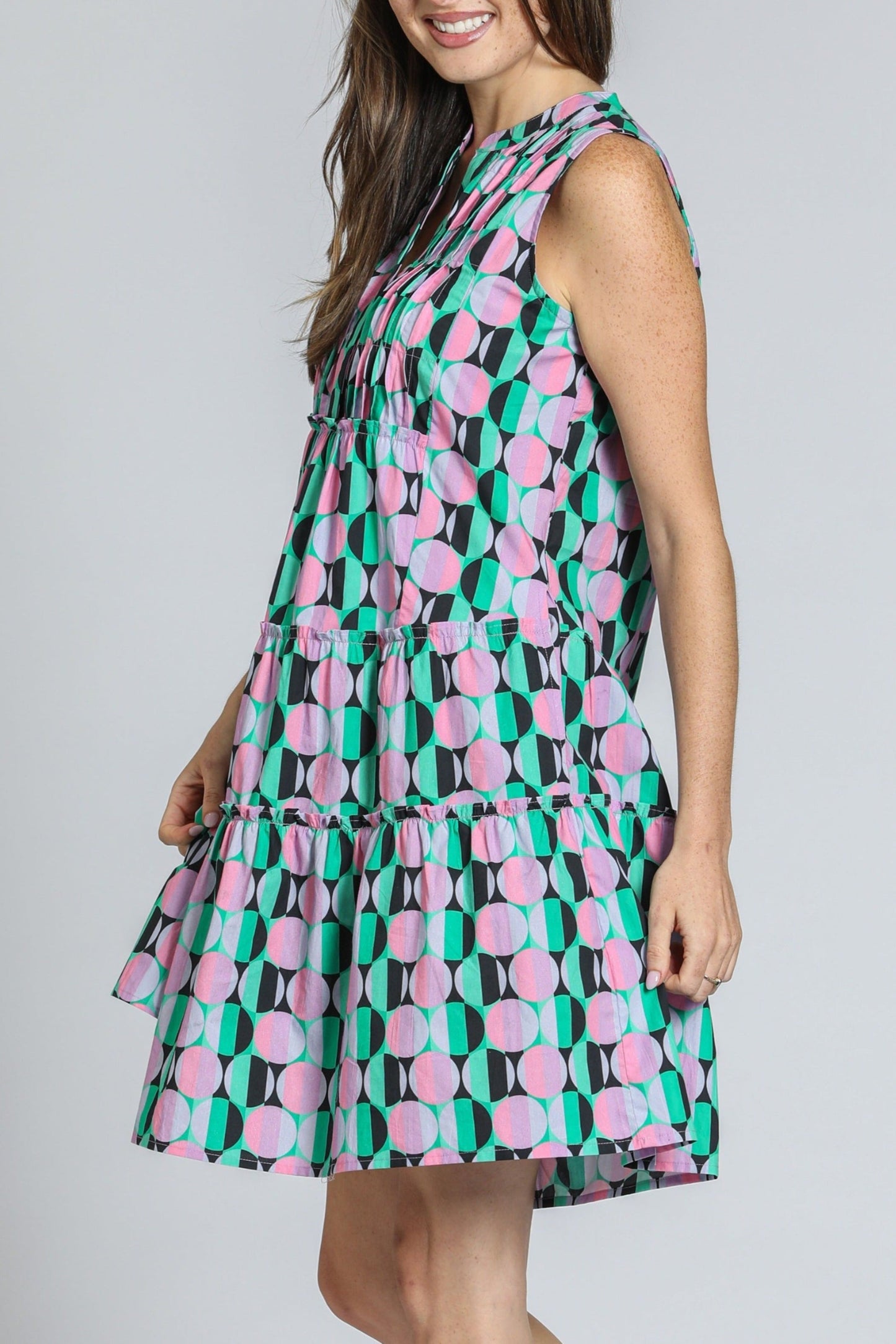 Sleeveless Dress with Pin Tuck