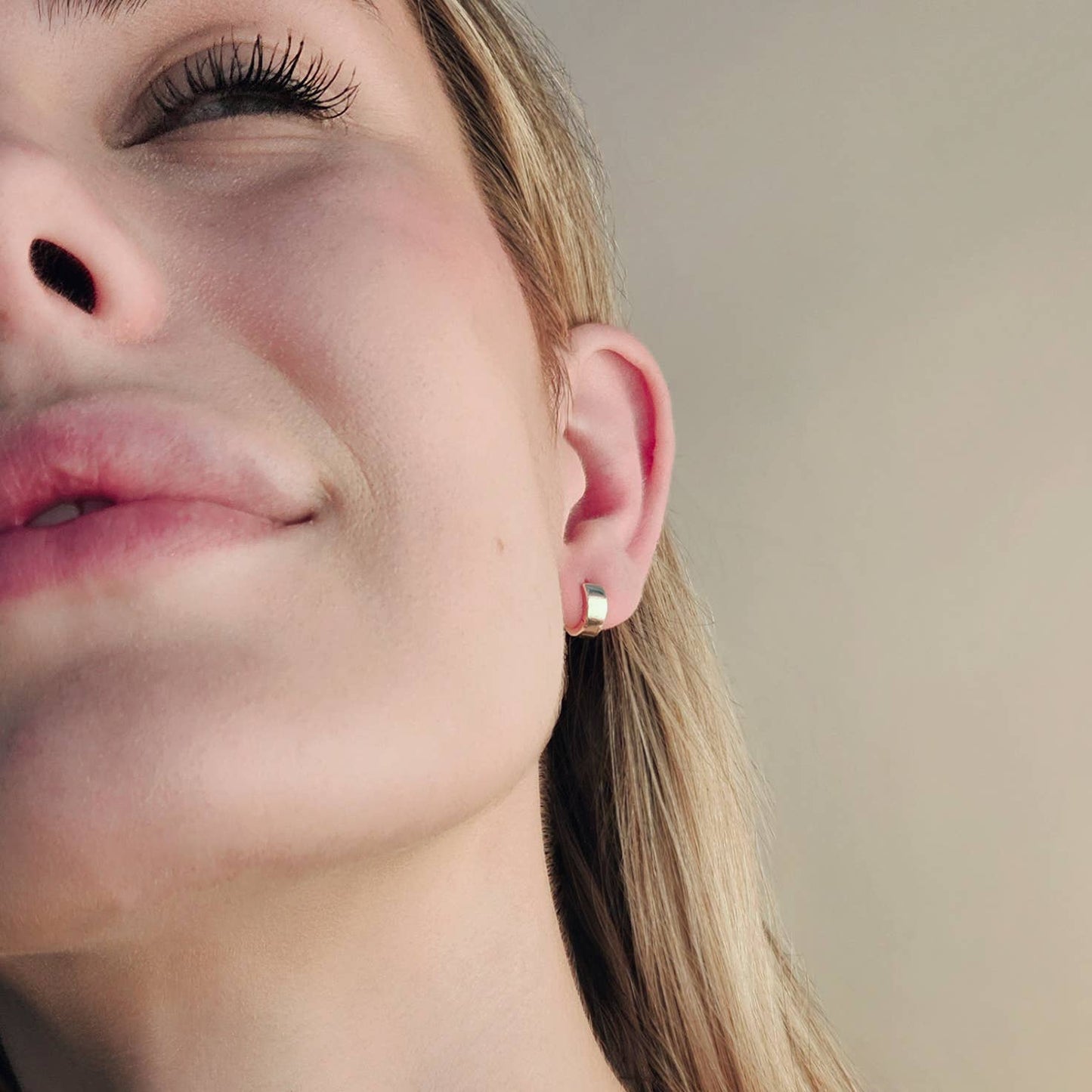 CLASSIC HUGGIE HOOP EARRINGS -E-HT1648 / E-HT1649 / E-HT1650