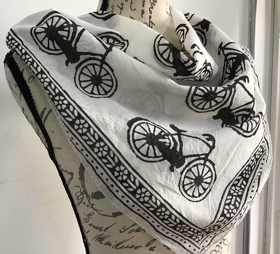 Scarf 22" Sq. Bicycle Black