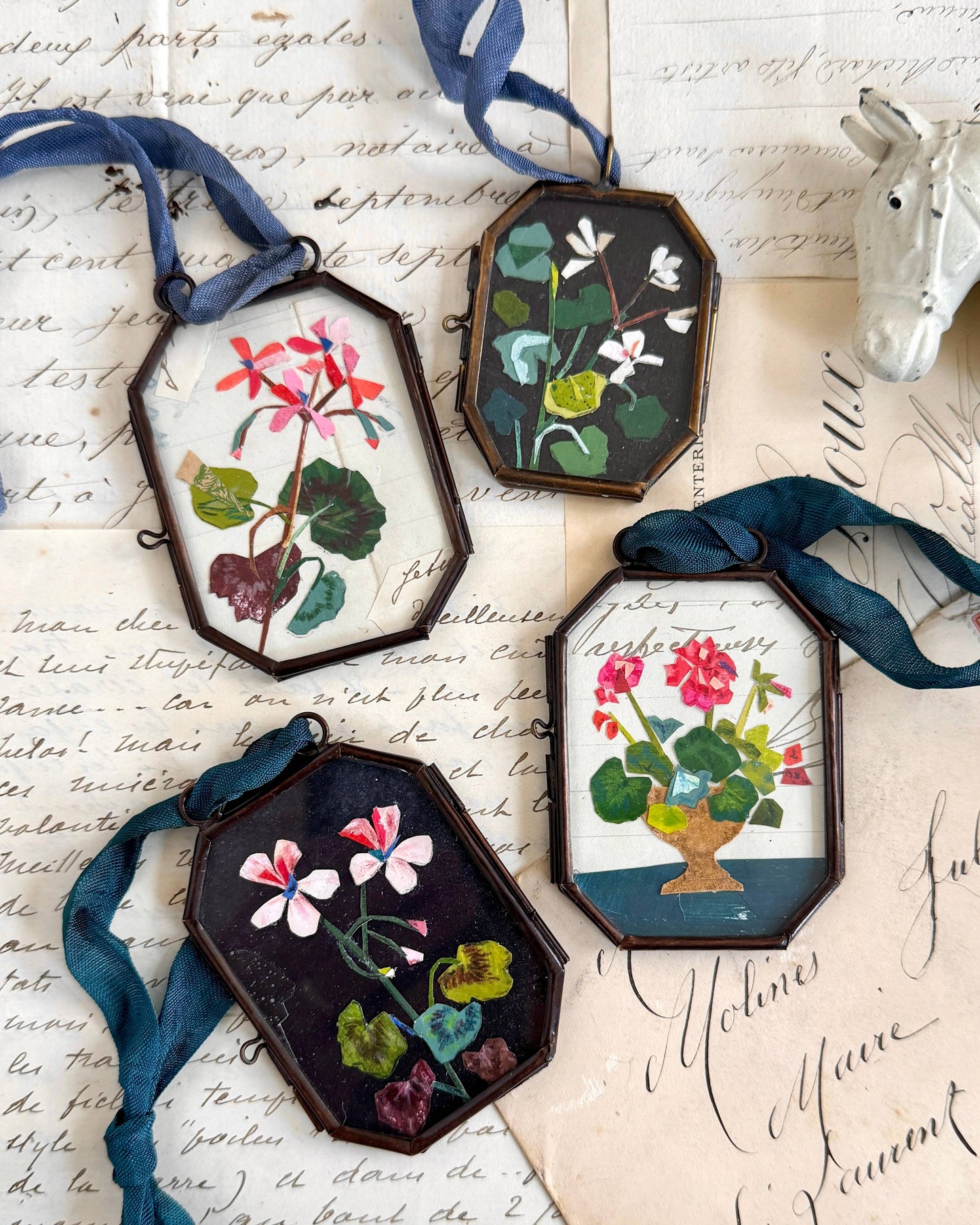 Geranium, No. 2 ~ Art Locket Floral Vintage Decor Handmade 