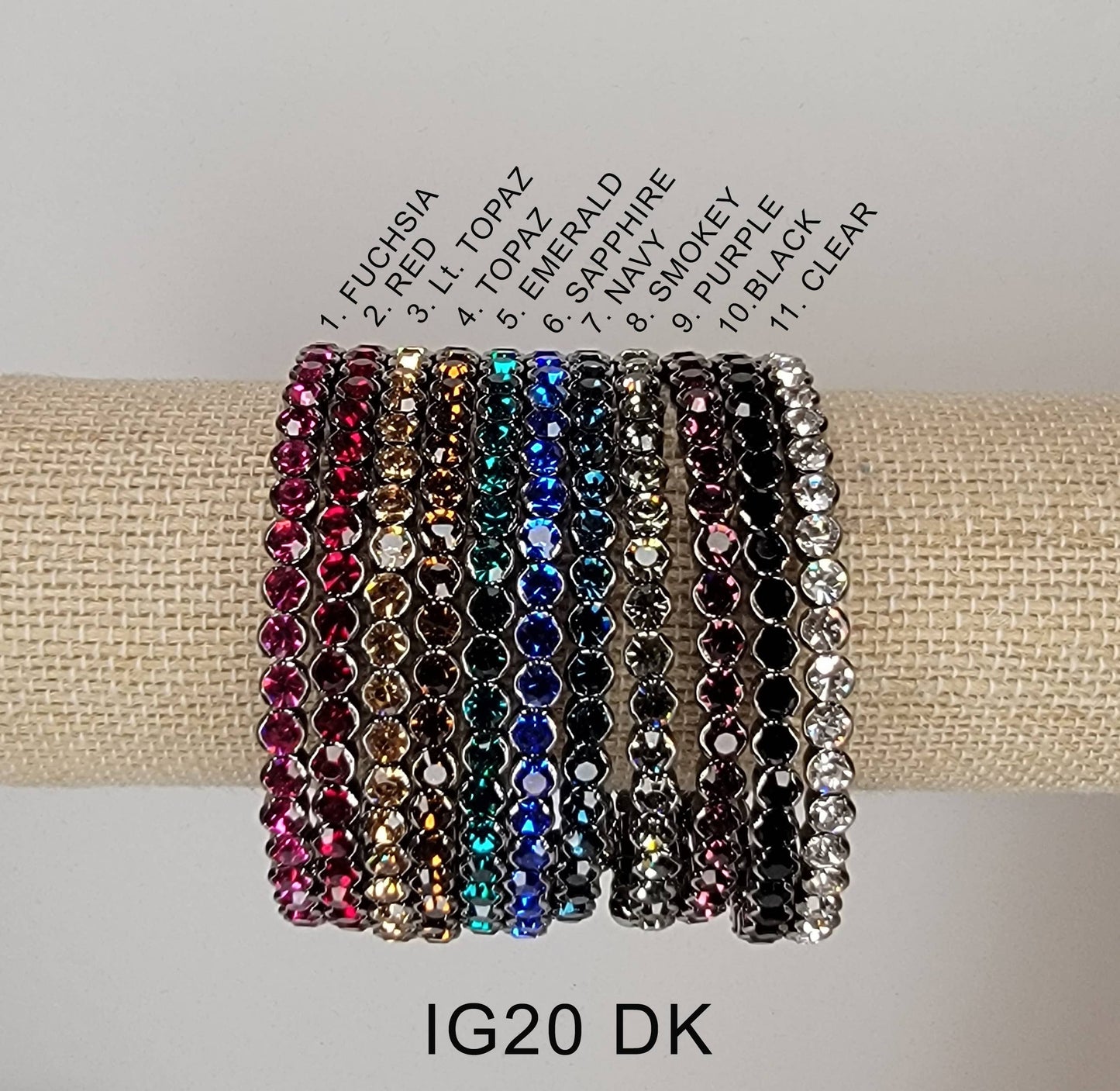 RHINESTONE STACKABLE DARK METAL BRACELET.