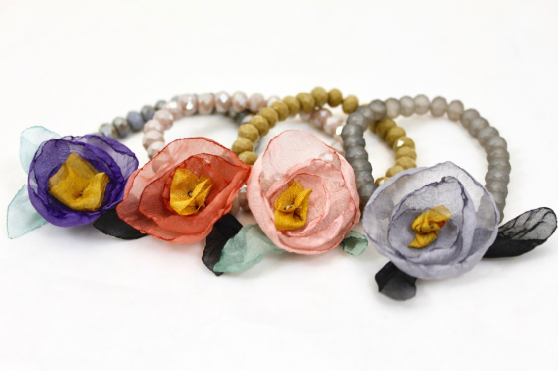 Crystal and Flower Stretch Bracelet  -The Classics Collection- B1-968