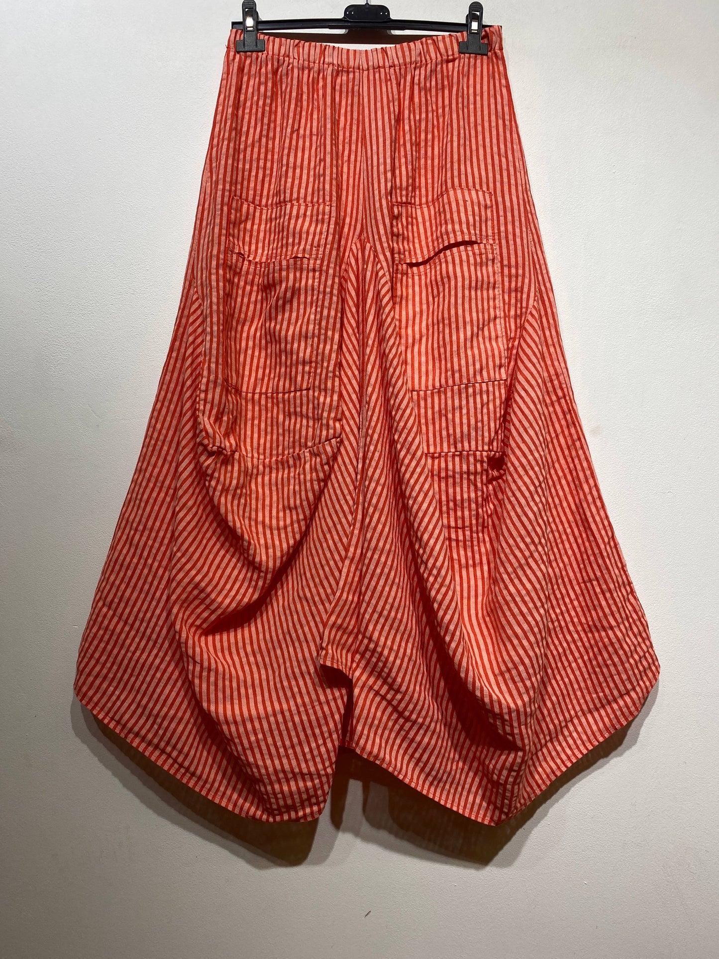 6633 LINEN SKIRT WITH POCKETS, STRIPED