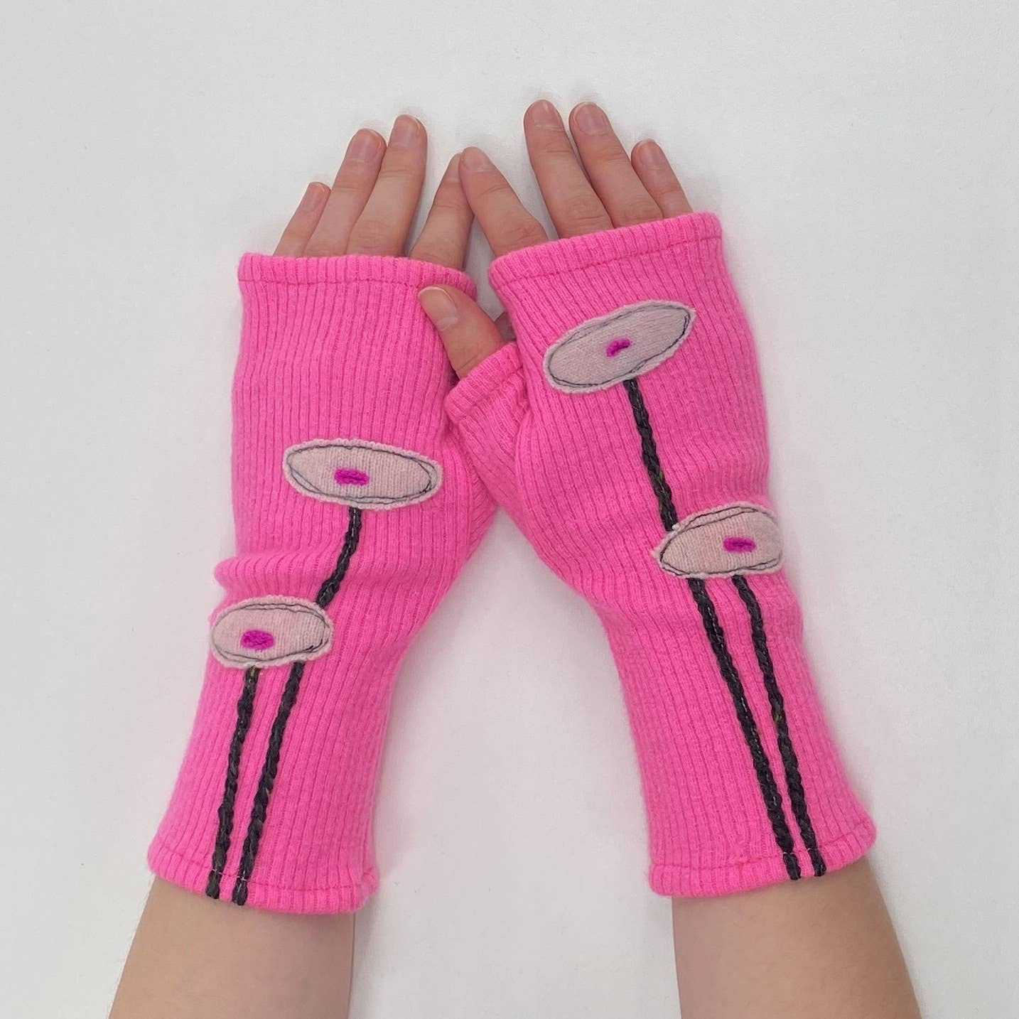 Fingerless Cashmere Gloves-Oval Poppy