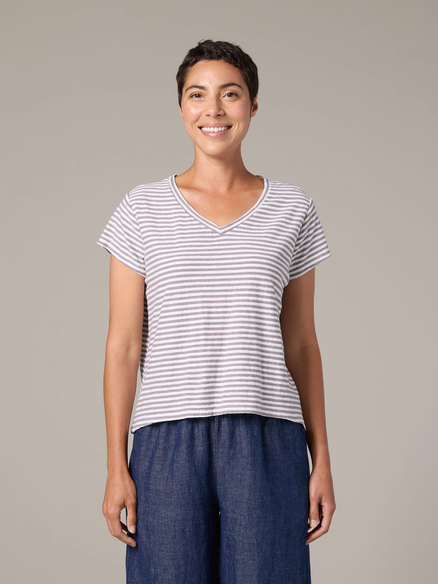 s/s V-Neck Crop
