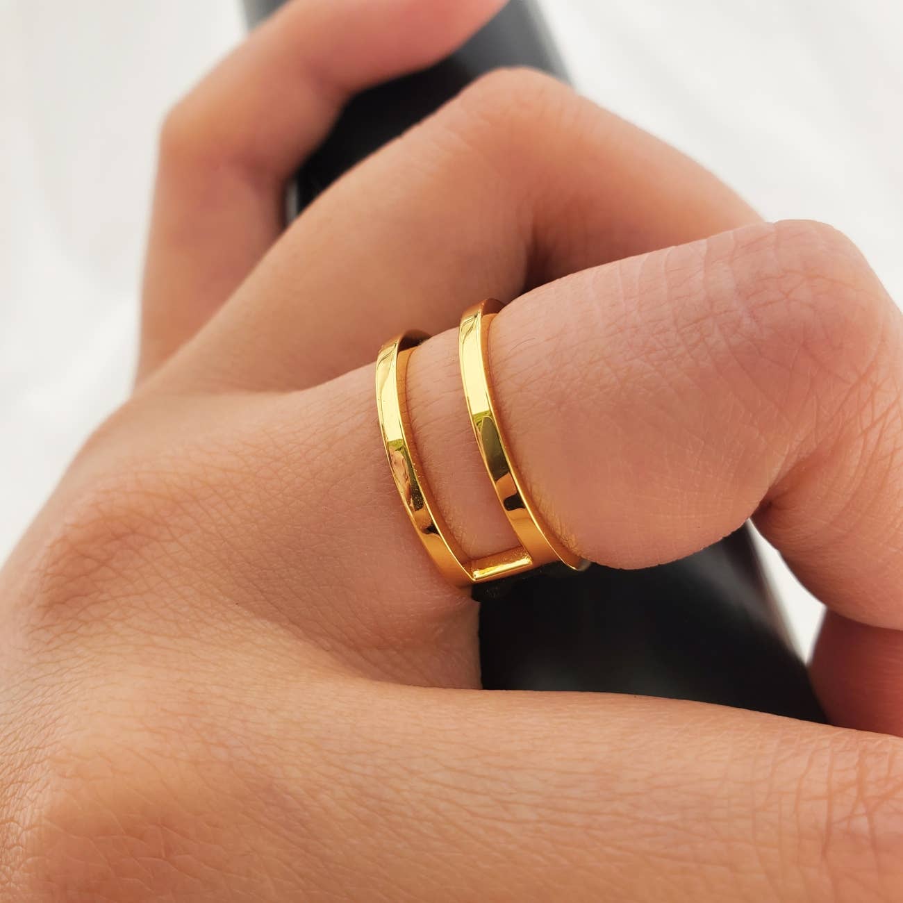 MINIMALIST DOUBLE BAND RING - R-F7936