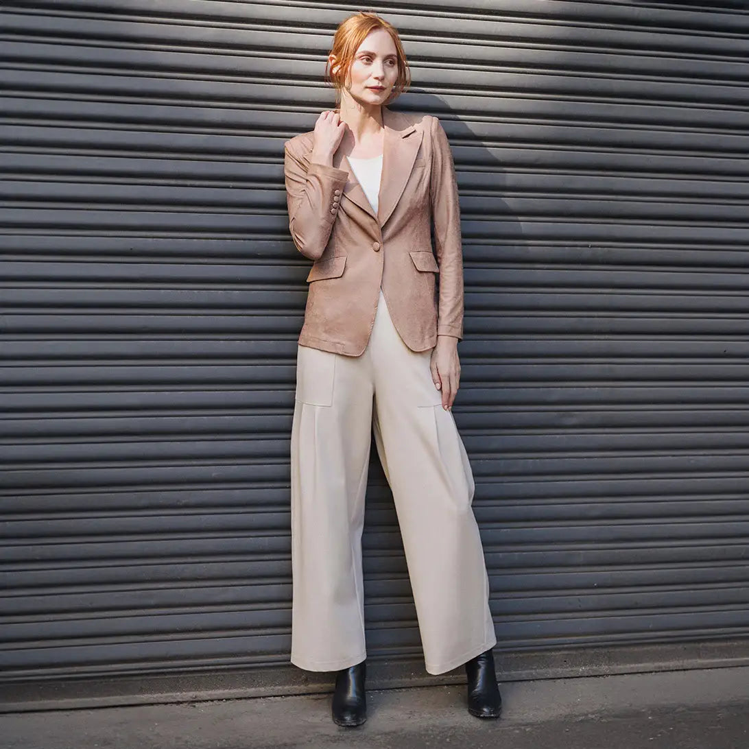 JK124 - Liquid Leather ™ Signature Pocket Blazer