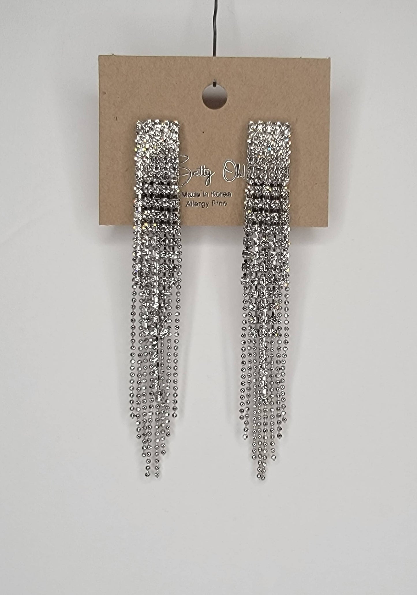 RECTANGLE SHAPE WITH RHINESTONE FRINGE DANGLE EARRINGS.