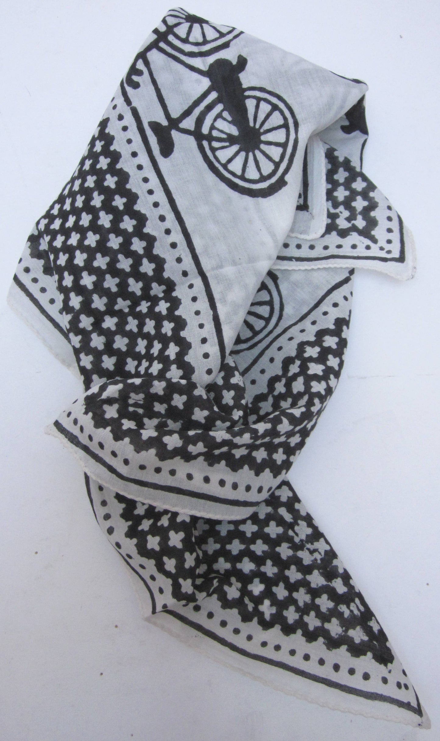 Scarf 22" Sq. Bicycle Black