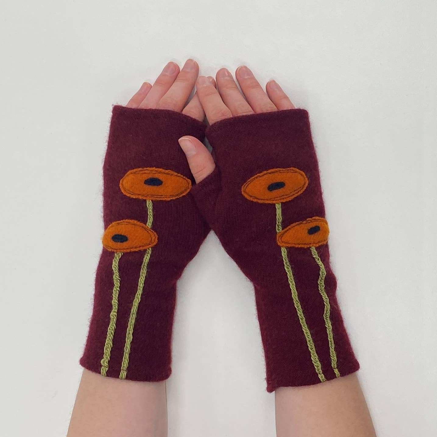 Fingerless Cashmere Gloves-Oval Poppy