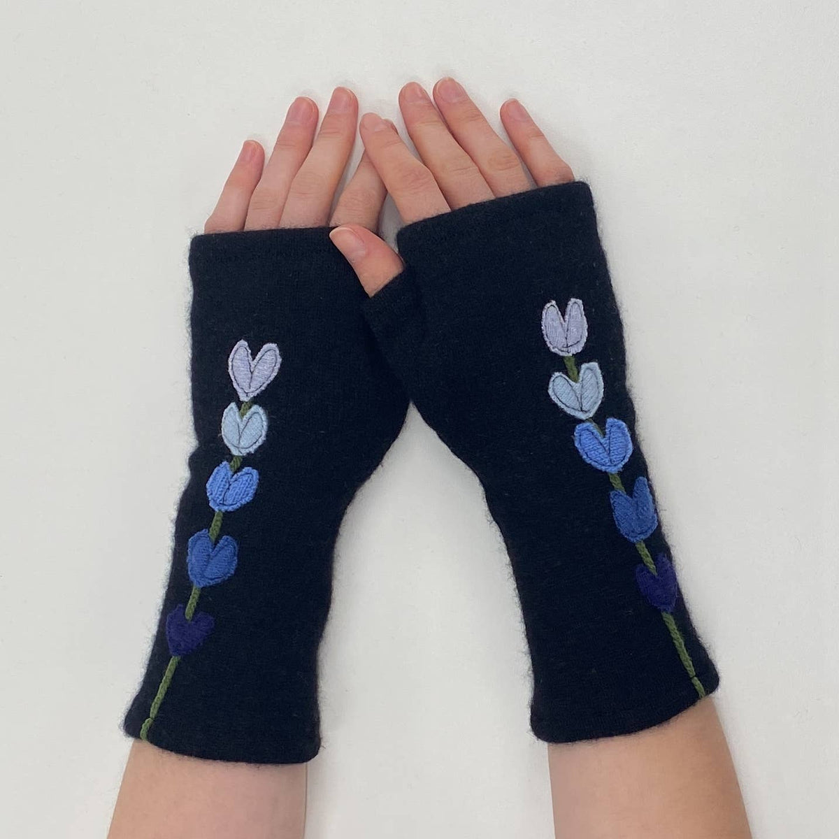 Fingerless Cashmere Gloves-Lupine