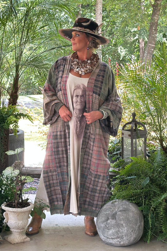 Tracing Memories Duster