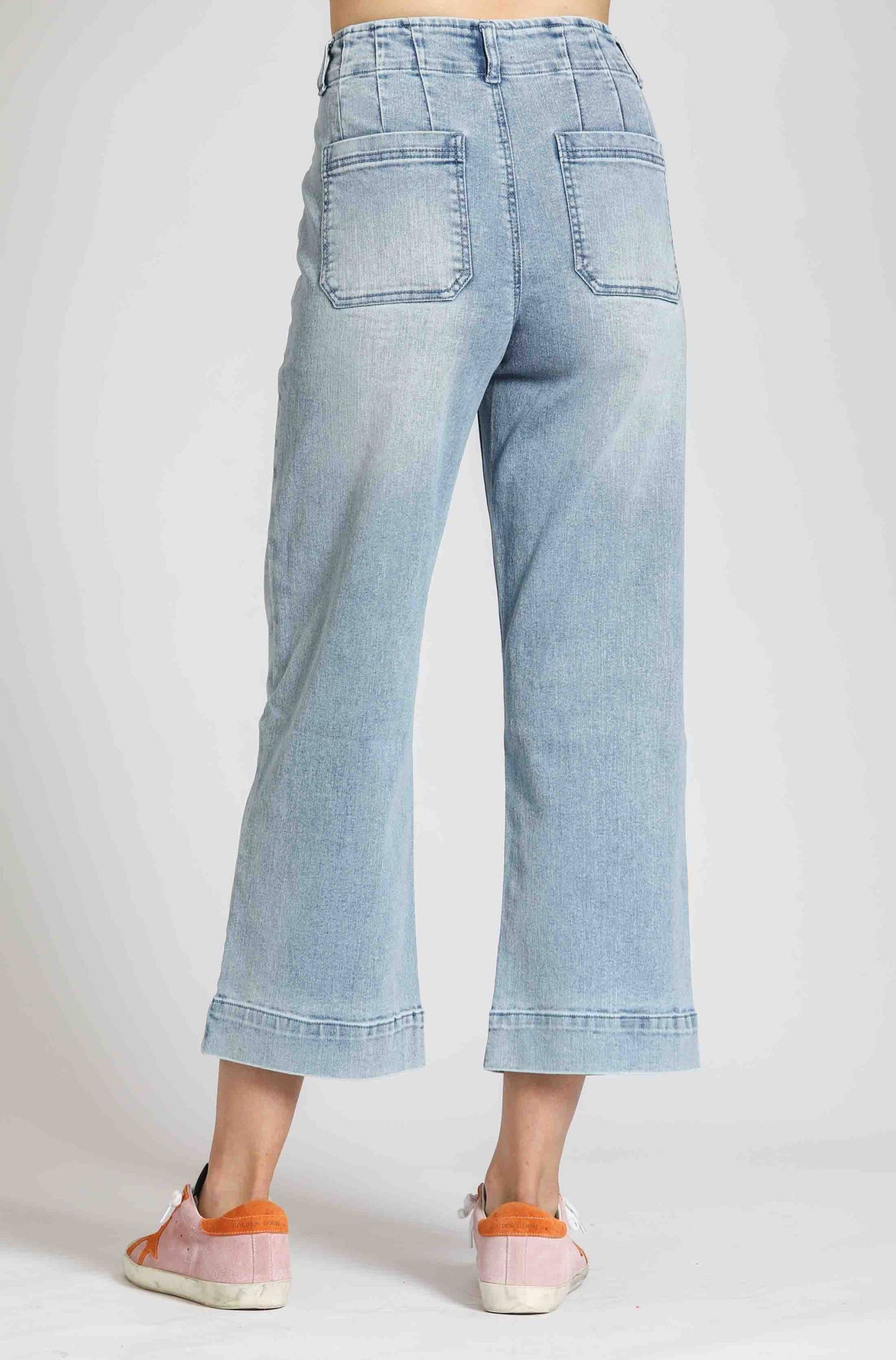 Cropped Wide Leg Pant With Patch Pockets - Light Indigo