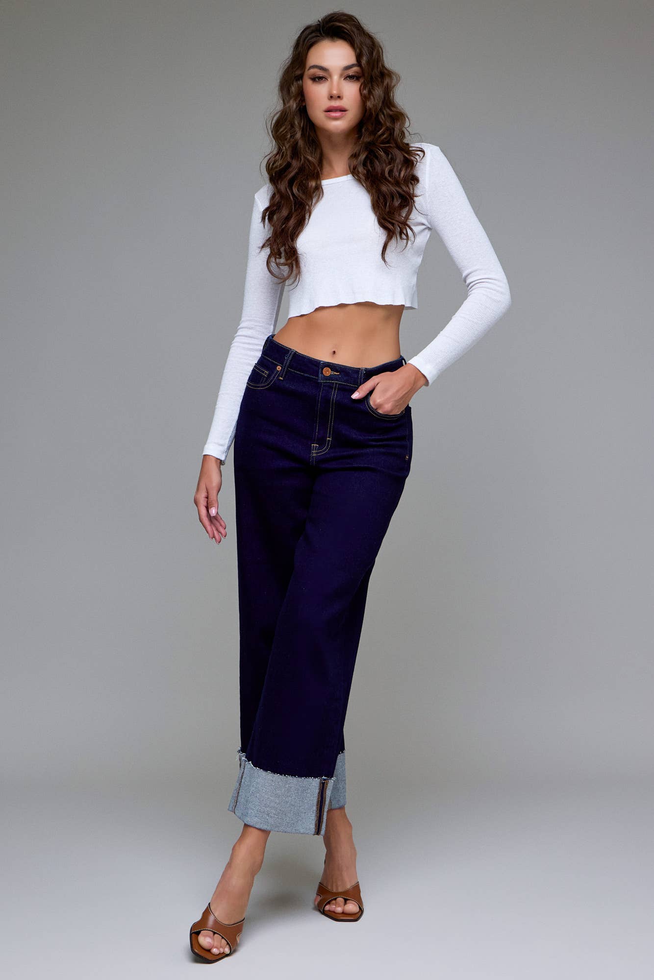 Rinse Wash Cuffed 28" Inseam Wide leg