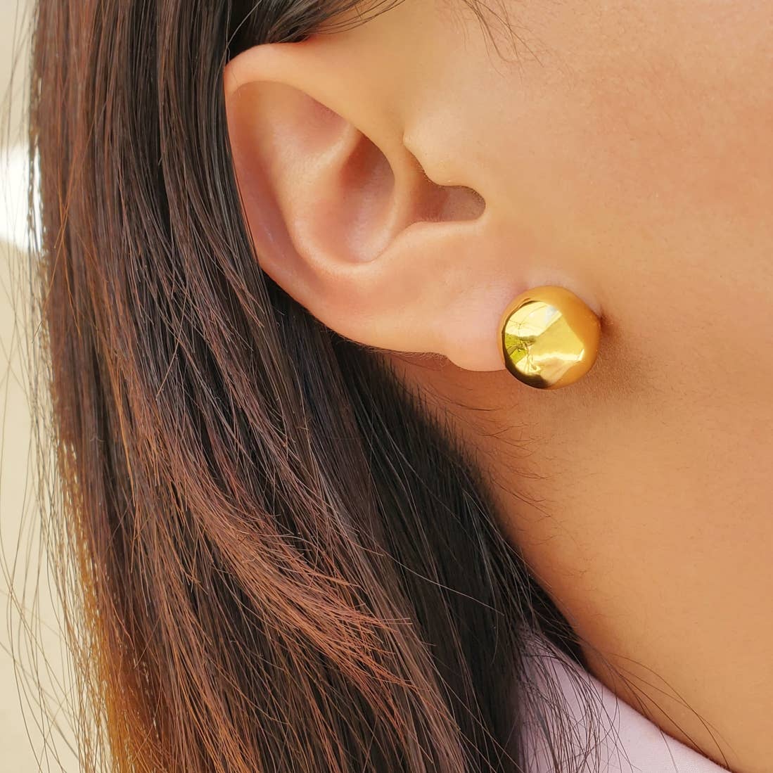 BALL HUGGIE EARRINGS - E-H3006