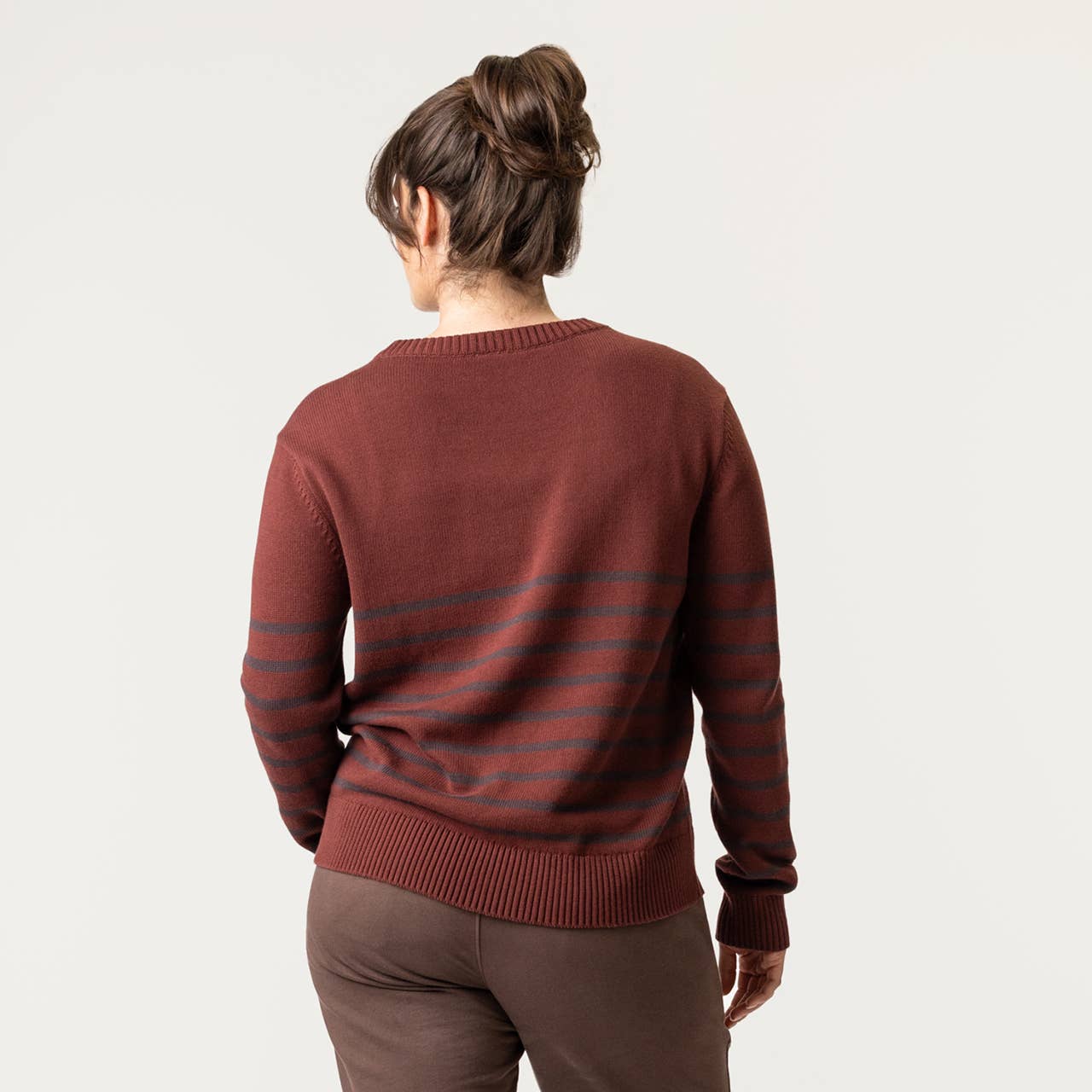 Organic Cotton - V Neck Sweater