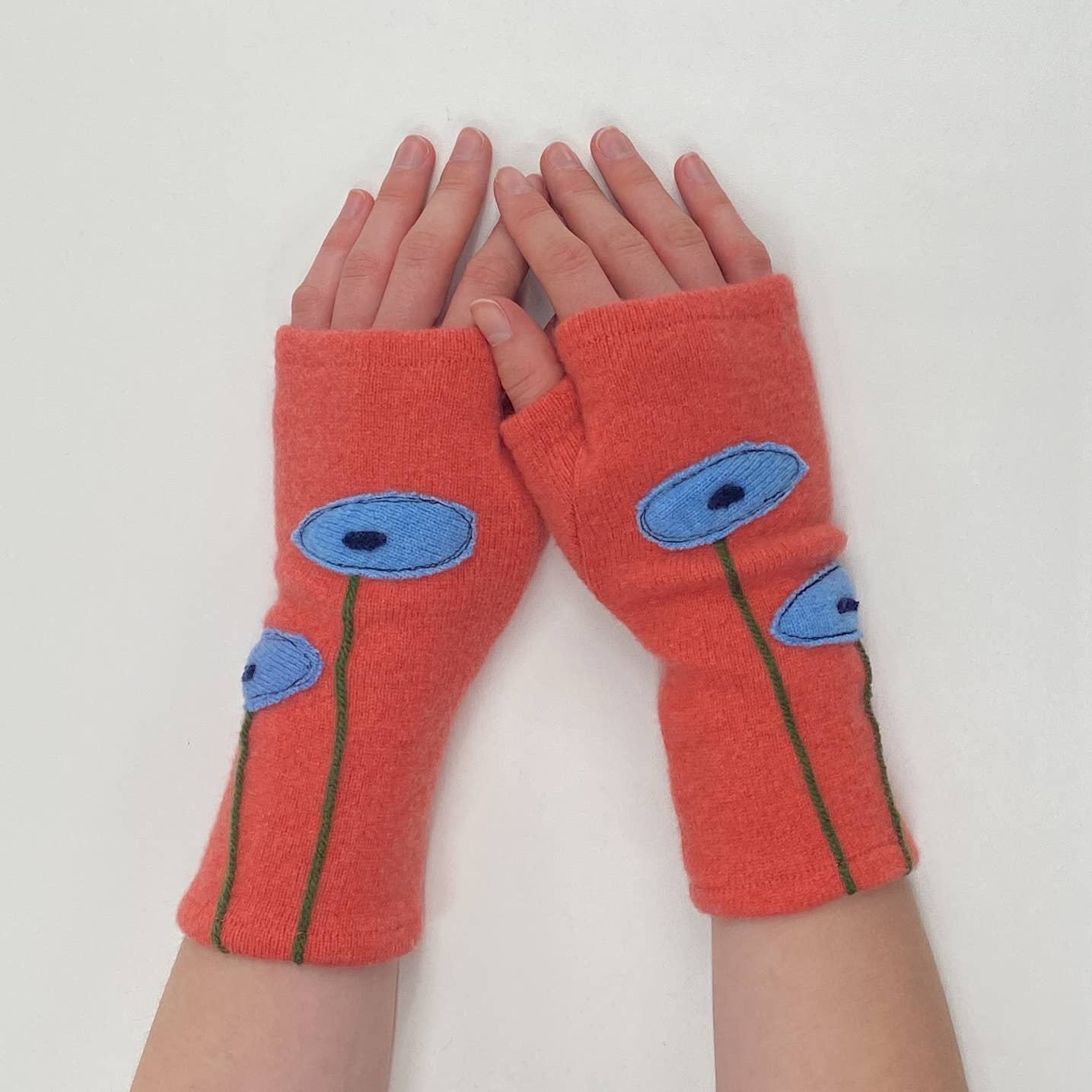 Fingerless Cashmere Gloves-Oval Poppy