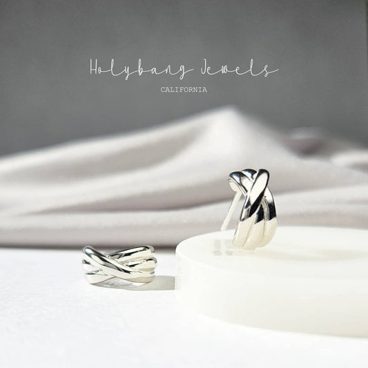 DAINTY BRAIDED EARRINGS - E-H4181