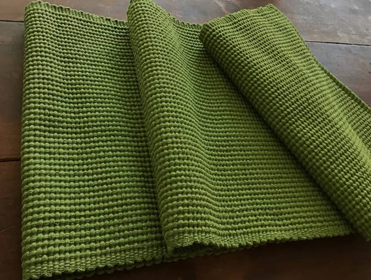 Table Runner 72" HS Green Grass
