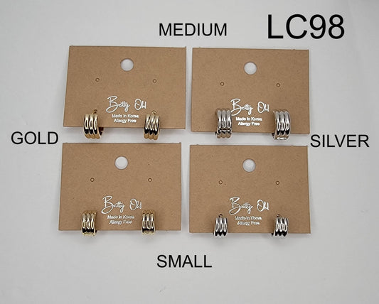 TRIPLE LAYERED CLICKER EARRINGS.