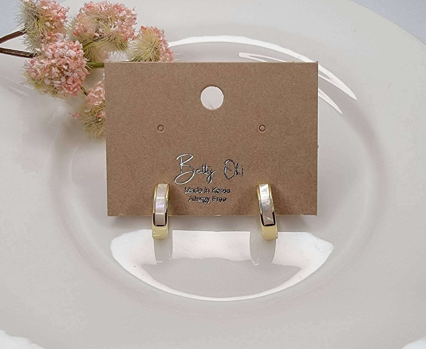 DECO SMALL HOOP EARRINGS.